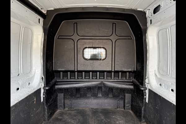 Ford Transit DC 2.0 TDCI L3H2 130PK 6- persoons Dubbele cabine L3H2 Trekhaak Parkeersensoren voor