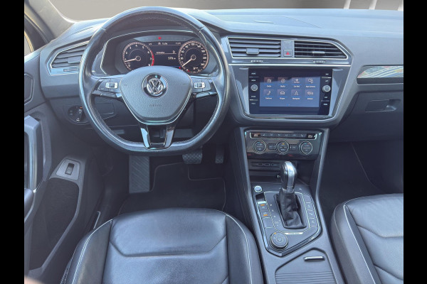 Volkswagen Tiguan 2.0 TSI 4Motion Highline Business R-Line Exterieur | Pano | Leder Elektr. stoelen en verw.| 20"| Digitaal Display |