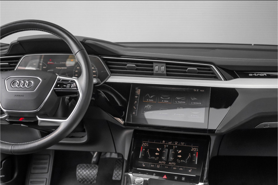 Audi e-tron 55 Quattro 95 kWh S-Line Pano B&O BTW