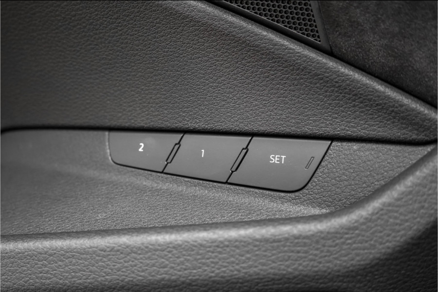 Audi e-tron 55 Quattro 95 kWh S-Line Pano B&O BTW
