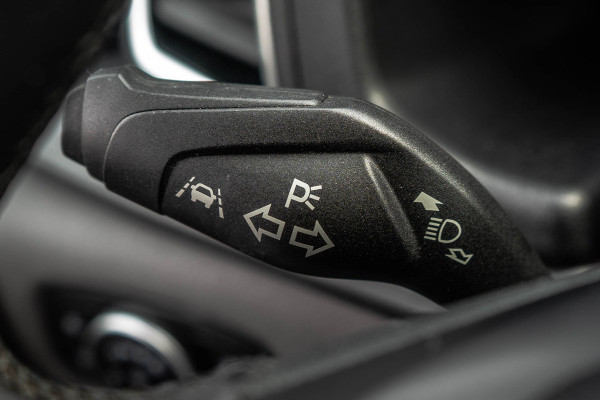 Ford Transit Custom 2.0 EcoBlue L2H1 | 170 PK | Automaat | LED | Camera | Schuifdeur L+R | PDC