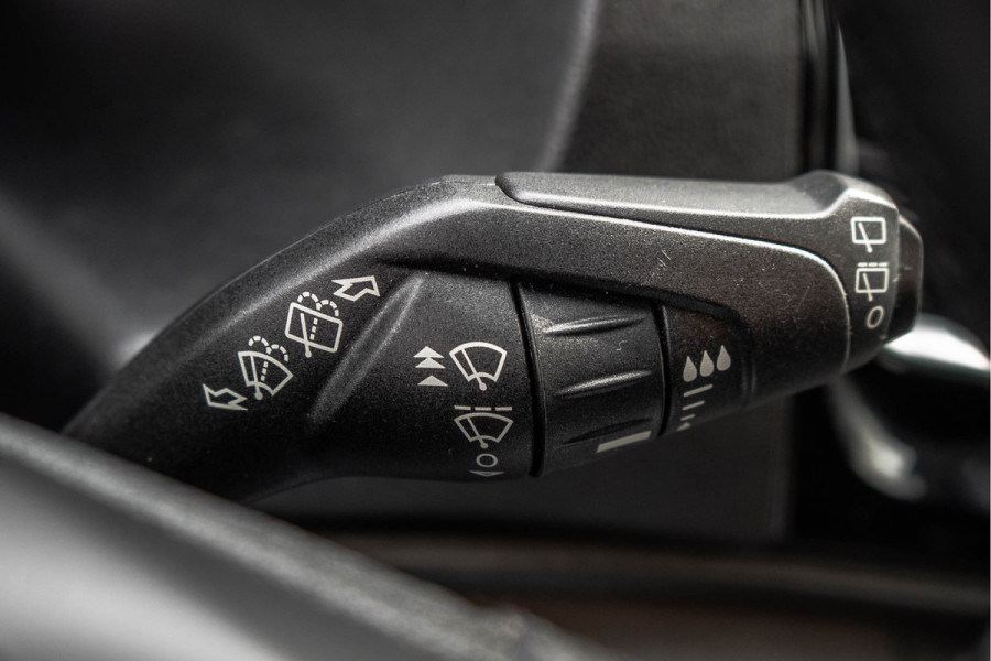 Ford Transit Custom 2.0 EcoBlue L2H1 | 170 PK | Automaat | LED | Camera | Schuifdeur L+R | PDC