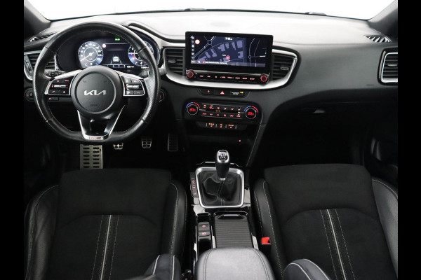 Kia Ceed 1.0 T-GDi GT-Line | Panoramadak | Leder/Alcantara | Stoelverwarming | Carplay | Keyless | Stuurverwarming | Digital Cockpit | Sportstoelen | Navigatie | Full LED | Camera | Dodehoek detectie
