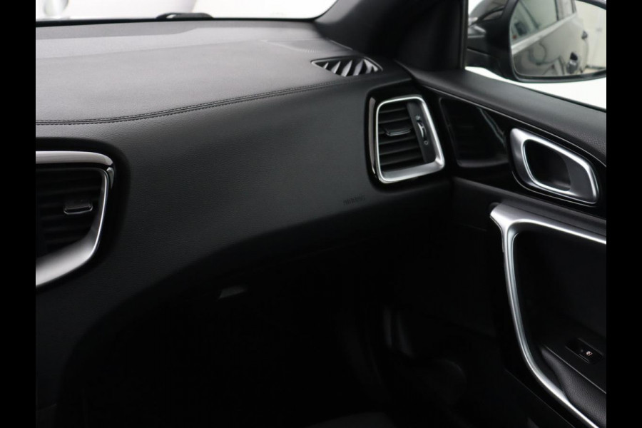 Kia Ceed 1.0 T-GDi GT-Line | Panoramadak | Leder/Alcantara | Stoelverwarming | Carplay | Keyless | Stuurverwarming | Digital Cockpit | Sportstoelen | Navigatie | Full LED | Camera | Dodehoek detectie