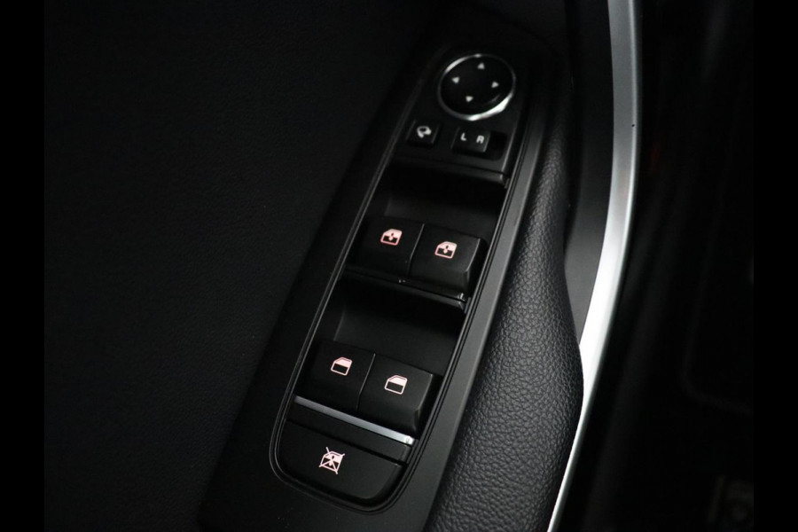 Kia Ceed 1.0 T-GDi GT-Line | Panoramadak | Leder/Alcantara | Stoelverwarming | Carplay | Keyless | Stuurverwarming | Digital Cockpit | Sportstoelen | Navigatie | Full LED | Camera | Dodehoek detectie