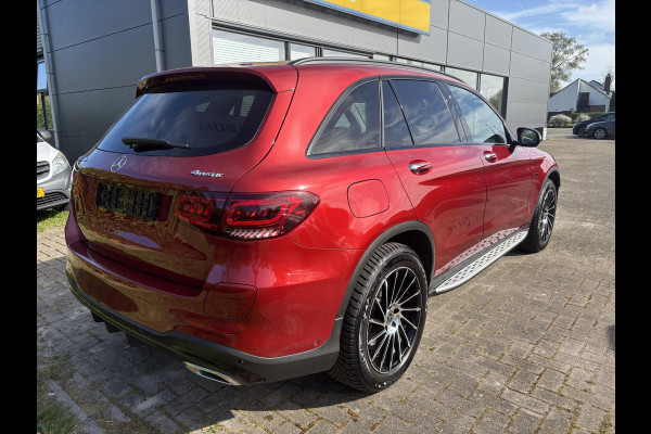 Mercedes-Benz GLC 300e 4MATIC AMG Line | PHEV | Plug-in Hybride | 320pk | Panoramadak | Stoelverwarming | 360 graden camera | Burmester audio