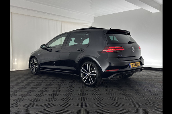 Volkswagen Golf 1.4 TSI PHEV GTE (Plug-in) (INCL-BTW) Aut. *PANO | ADAPTIVE-CRUISE | FULL-LED | DIGI-COCKPIT | BLINDSPOT | HEATED-SPORTSEATS | KEYLESS | NAVI-FULLMAP | AMBIENTLIGHT | SHIFTPADDLES | PRIVACY-GLASS | ECC | PDC | 18''ALU*