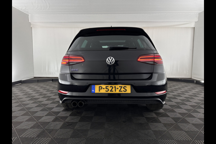 Volkswagen Golf 1.4 TSI PHEV GTE (Plug-in) (INCL-BTW) Aut. *PANO | ADAPTIVE-CRUISE | FULL-LED | DIGI-COCKPIT | BLINDSPOT | HEATED-SPORTSEATS | KEYLESS | NAVI-FULLMAP | AMBIENTLIGHT | SHIFTPADDLES | PRIVACY-GLASS | ECC | PDC | 18''ALU*