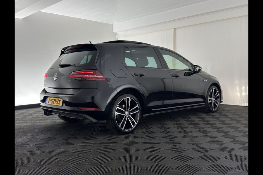 Volkswagen Golf 1.4 TSI PHEV GTE (Plug-in) (INCL-BTW) Aut. *PANO | ADAPTIVE-CRUISE | FULL-LED | DIGI-COCKPIT | BLINDSPOT | HEATED-SPORTSEATS | KEYLESS | NAVI-FULLMAP | AMBIENTLIGHT | SHIFTPADDLES | PRIVACY-GLASS | ECC | PDC | 18''ALU*
