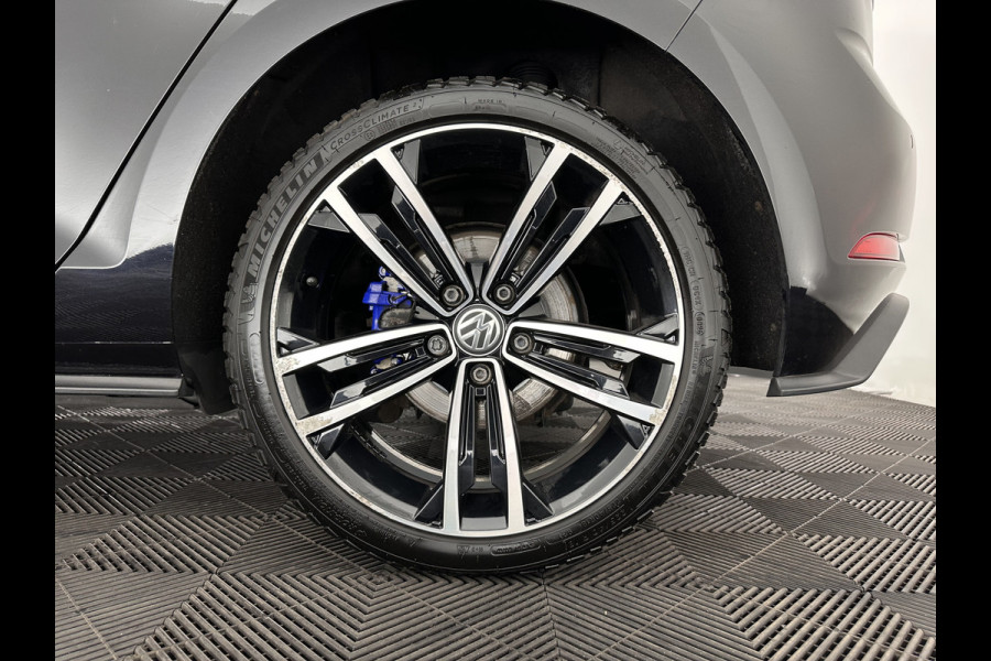 Volkswagen Golf 1.4 TSI PHEV GTE (Plug-in) (INCL-BTW) Aut. *PANO | ADAPTIVE-CRUISE | FULL-LED | DIGI-COCKPIT | BLINDSPOT | HEATED-SPORTSEATS | KEYLESS | NAVI-FULLMAP | AMBIENTLIGHT | SHIFTPADDLES | PRIVACY-GLASS | ECC | PDC | 18''ALU*