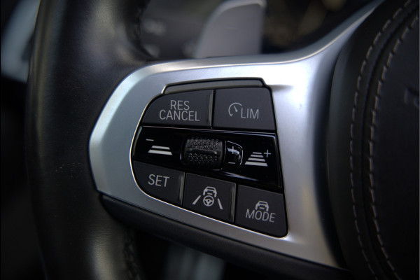 BMW X5 xDrive45e High Executive | Panoramadak | Harman Kardon | Luchtvering | Laser | Adaptive Cruise Control | Keyless | 360 Camera | Head-Up Display | Ambiance Verlichting | M Sport remmen | Memory Seats | Stoelverwarming