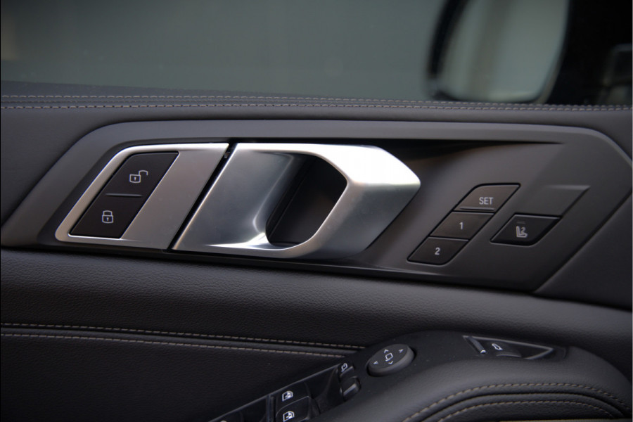 BMW X5 xDrive45e High Executive | Panoramadak | Harman Kardon | Luchtvering | Laser | Adaptive Cruise Control | Keyless | 360 Camera | Head-Up Display | Ambiance Verlichting | M Sport remmen | Memory Seats | Stoelverwarming