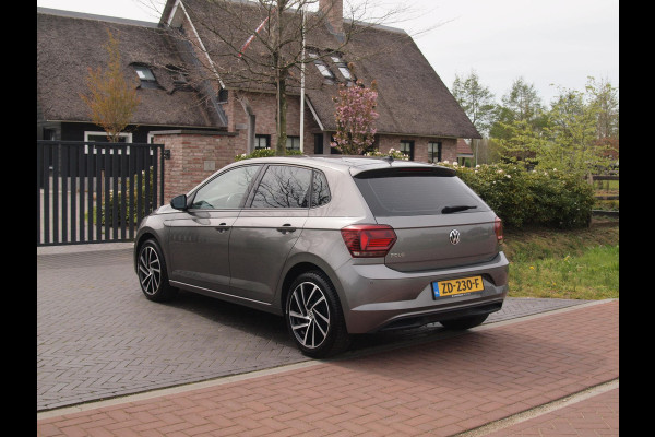 Volkswagen Polo 1.0 TSI Comfortline | Climate Control| Apple Carplay | Cruise Control | Parkeersensoren | Stoelverwarming |