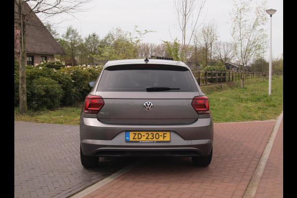 Volkswagen Polo 1.0 TSI Comfortline | Climate Control| Apple Carplay | Cruise Control | Parkeersensoren | Stoelverwarming |