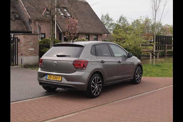 Volkswagen Polo 1.0 TSI Comfortline | Climate Control| Apple Carplay | Cruise Control | Parkeersensoren | Stoelverwarming |
