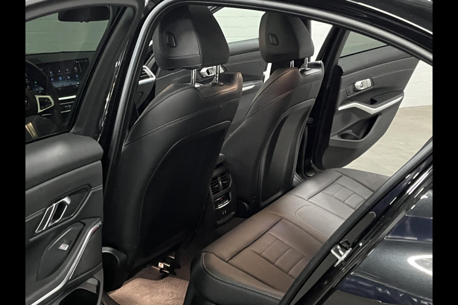 BMW 3-serie 330e M-pakket | Adapt. cruise | Open dak | Trekhaak | Head-up | Stoelverwarming | Sfeerverlichting | Carplay | Leder