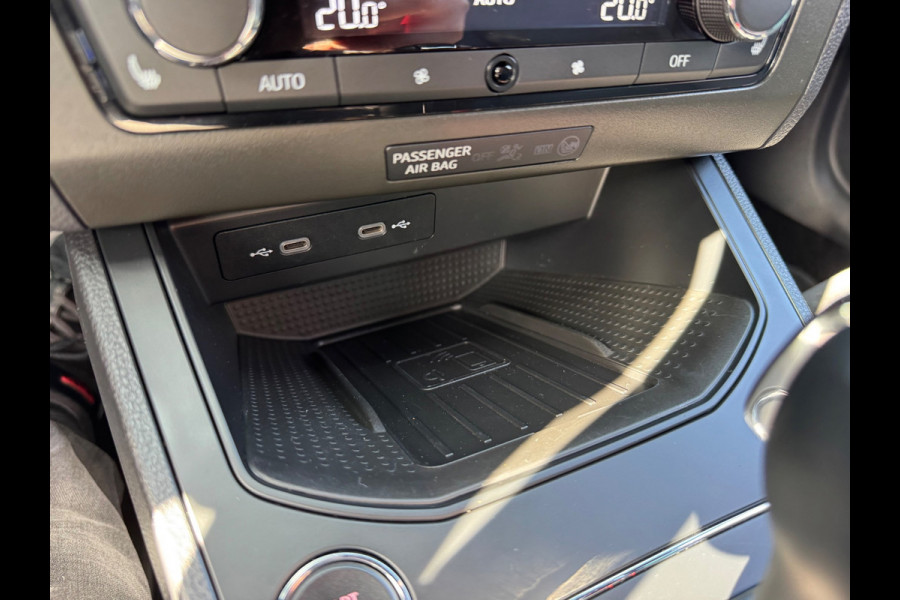 Seat Ibiza 1.0 EcoTSI FR DSG Led Keyless Camera Leder Navi 110 PK