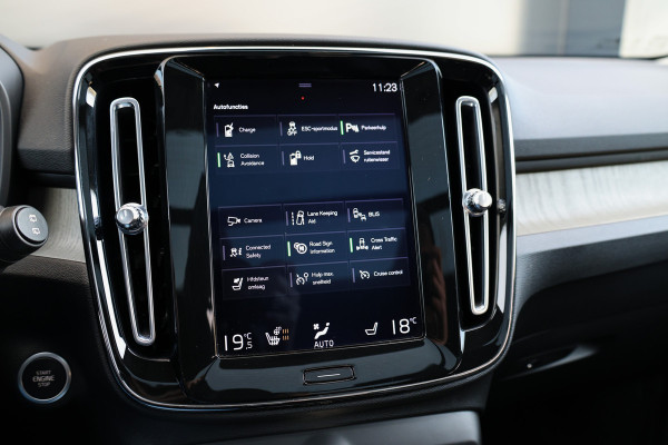 Volvo XC40 1.5 T5 Recharge R-Design | PANO | H&K | MEMORY | 360 | DODE HOEK | KEYLESS | ELEK TREKHAAK |