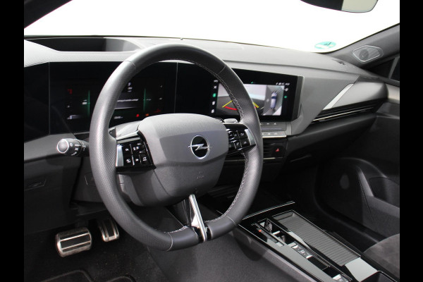 Opel Astra Sports Tourer 1.2 Turbo 130pk Automaat Ultimate Panoramadak Navigatie Apple Carplay/Android Auto 360 Camera Parkeersensoren Adaptive Cruise Control Full LED Stoel-en stuurverwarming Virtual Cockpit Climate Control Lichtmetalen velgen