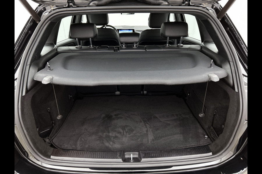 Mercedes-Benz B-Klasse 250 e Plug-In Hybride Trekhaak | Parkeerpakket met achteruitrijcamera | Ledkoplampen | Easy Pack Achterklep | Stoelverwarming. Inclusief 24 maanden MB Certified garantie voor Europa.