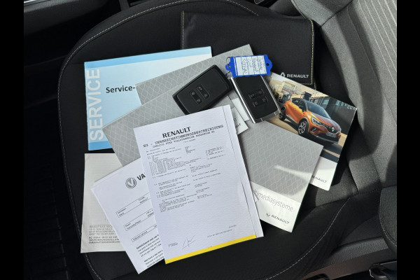 Renault Captur 1.3 TCe 140 Automaat Navigatie Carplay Cruise Verwarmde stoelen Pdc All season