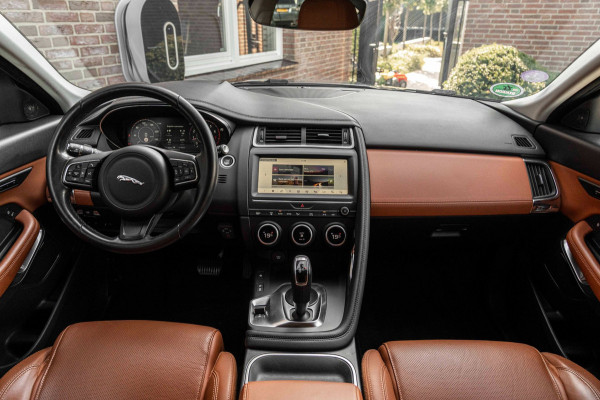 Jaguar E-Pace 2.0 P250 AWD HSE 250 PK Trekhaak Meridian Keyless Camera Leder Memory 21''