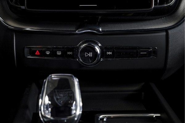 Volvo XC60 2.0 T8 Plug-in-hybrid AWD Polestar Engineered - Facelift MY26 | Elek. trekhaak | S/K-Panodak | Dig.Cockpit | Adapt.Cruise | Harman/Kardon | Stoel+-Stuurverw. | Elek. stoelen | 360 Camera | NAV + App.Connect + NAV | ECC | LM 21" | 9218