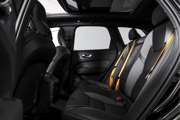 Volvo XC60 2.0 T8 Plug-in-hybrid AWD Polestar Engineered - Facelift MY26 | Elek. trekhaak | S/K-Panodak | Dig.Cockpit | Adapt.Cruise | Harman/Kardon | Stoel+-Stuurverw. | Elek. stoelen | 360 Camera | NAV + App.Connect + NAV | ECC | LM 21" | 9218