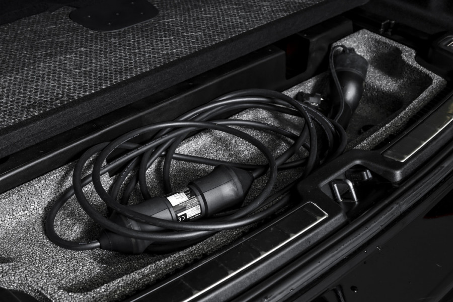 Volvo XC60 2.0 T8 Plug-in-hybrid AWD Polestar Engineered - Facelift MY26 | Elek. trekhaak | S/K-Panodak | Dig.Cockpit | Adapt.Cruise | Harman/Kardon | Stoel+-Stuurverw. | Elek. stoelen | 360 Camera | NAV + App.Connect + NAV | ECC | LM 21" | 9218