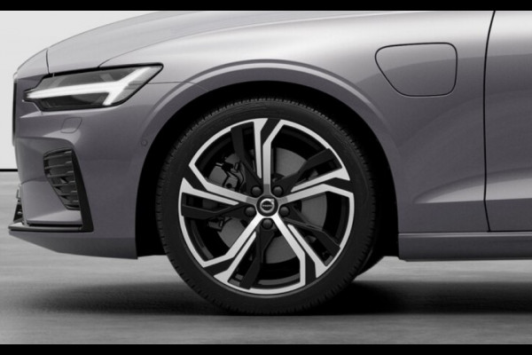 Volvo V60 T6 350PK Automaat Plug-in hybrid AWD Plus Dark / Harman Kardon / 19"velgen / 360 Camera / Elektrisch bedienbare voorstoelen met geheugen / Pilot assist / Adaptive cruise control /