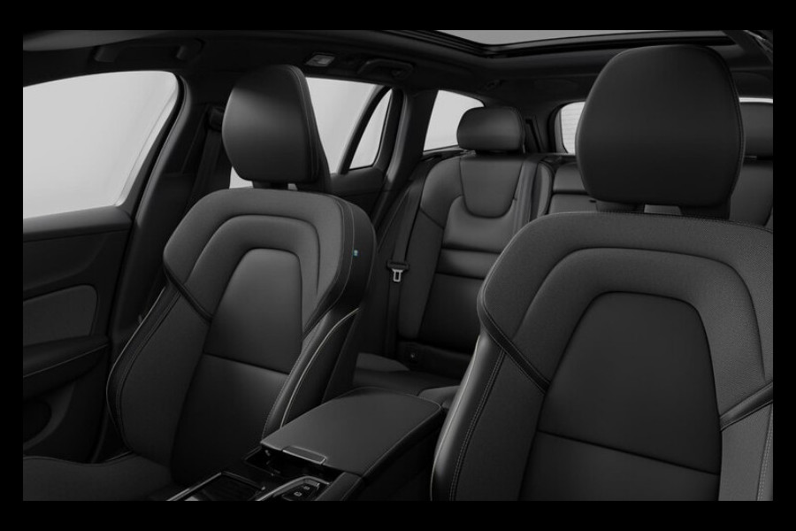 Volvo V60 T6 350PK Automaat Plug-in hybrid AWD Plus Dark / Harman Kardon / 19"velgen / 360 Camera / Elektrisch bedienbare voorstoelen met geheugen / Pilot assist / Adaptive cruise control /