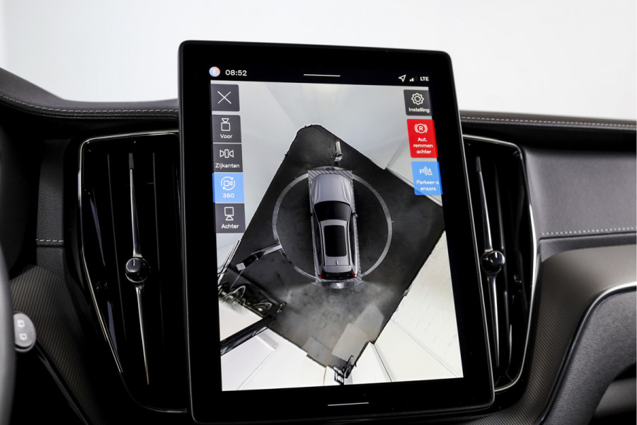 Volvo XC60 2.0 T8 Plug-in hybrid AWD Ultra Black Edition - Facelift MY26 | Luchtvering | Harmon Kardon | S/K Panodak | Dig.Cockpit | Adapt.Cruise | Stoel-+Stuurverw. | 360 Camera | NAV+App.Connect | Auto.Airco | LM 21" | 5090