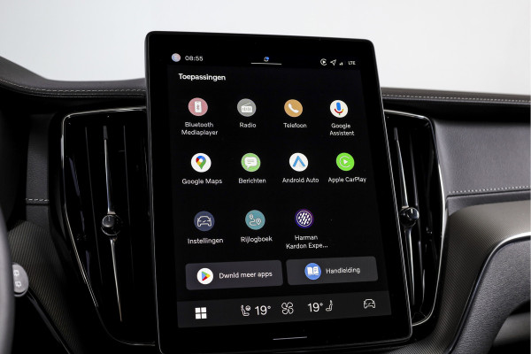 Volvo XC60 2.0 T8 Plug-in hybrid AWD Ultra Black Edition - Facelift MY26 | Luchtvering | Harmon Kardon | S/K Panodak | Dig.Cockpit | Adapt.Cruise | Stoel-+Stuurverw. | 360 Camera | NAV+App.Connect | Auto.Airco | LM 21" | 5090