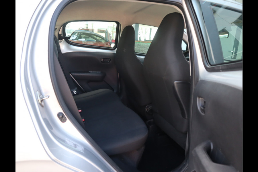 Peugeot 108 1.0 e-VTi Active Airco / Elekramen / Bluetooth / Stuurbekr / All-season banden / Voldoende Apk