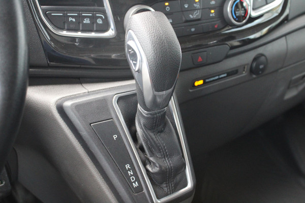 Ford Transit Custom 320 2.0 TDCI L2H1 Sport | Dealeronderhouden | Automaat | Stoelverwarming | Camera | Airco | Navigatie | BLIS | Parkeersensoren |