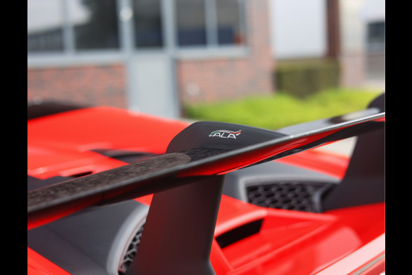 Lamborghini Huracan 5.2 V10 Performante Spyder | Misano Red - Sensonum