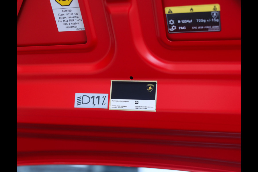 Lamborghini Huracan 5.2 V10 Performante Spyder | Misano Red - Sensonum