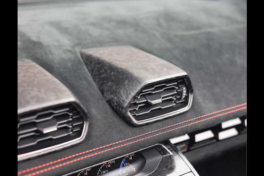 Lamborghini Huracan 5.2 V10 Performante Spyder | Misano Red - Sensonum