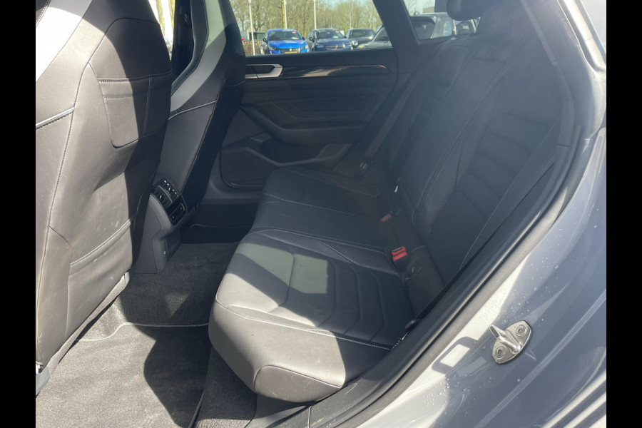 Volkswagen Arteon Shooting Brake 1.4 TSI eHybrid R-Line BINNEN + BUITEN PANO| NAPPALEDER SPORTSTOELEN| ELEK. STOEL MET MEMORY| ELEK. ACHTERKLEP| ACHTERBANK VERWARMD| CAMERA| STOELVERWARMING| CARPLAY| DODE HOEK SENSOR