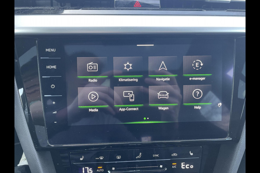 Volkswagen Arteon Shooting Brake 1.4 TSI eHybrid R-Line BINNEN + BUITEN PANO| NAPPALEDER SPORTSTOELEN| ELEK. STOEL MET MEMORY| ELEK. ACHTERKLEP| ACHTERBANK VERWARMD| CAMERA| STOELVERWARMING| CARPLAY| DODE HOEK SENSOR