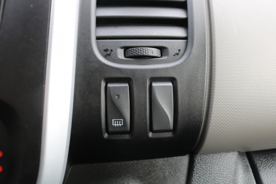 Nissan NV300 1.6 dCi 125pk DC Airco Navigatie Camera Leer