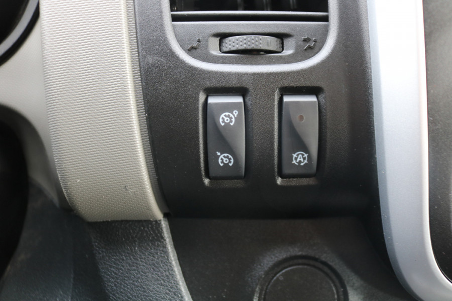 Nissan NV300 1.6 dCi 125pk DC Airco Navigatie Camera Leer