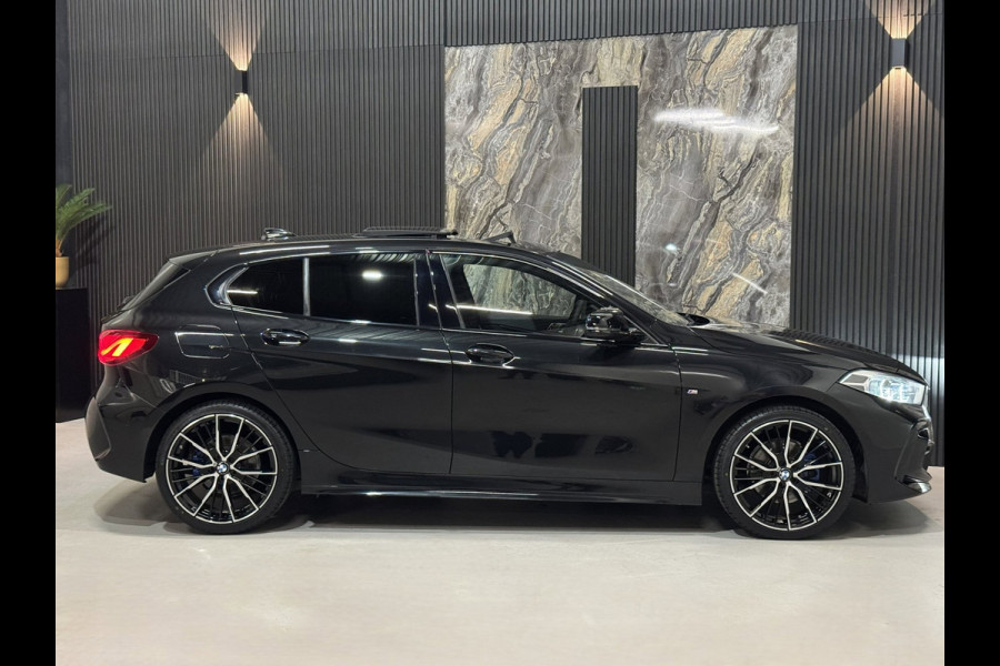 BMW 1-serie 118i M Sport|PANO|SFEER|Harman Kardon|BOMVOL