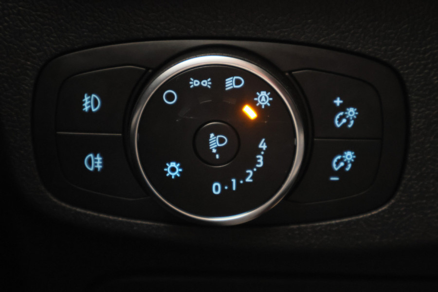 Ford FOCUS Wagon 1.0 EcoBoost Titanium Business Climate, Winterpakket, Apple Carplay, Cruise, PDC, Sportstoelen, 16''