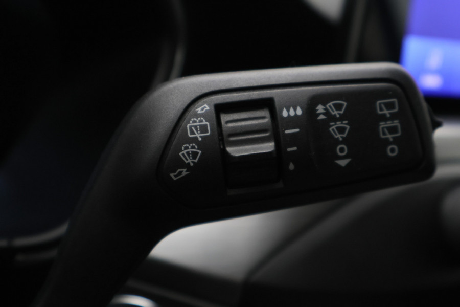 Ford FOCUS Wagon 1.0 EcoBoost Titanium Business Climate, Winterpakket, Apple Carplay, Cruise, PDC, Sportstoelen, 16''