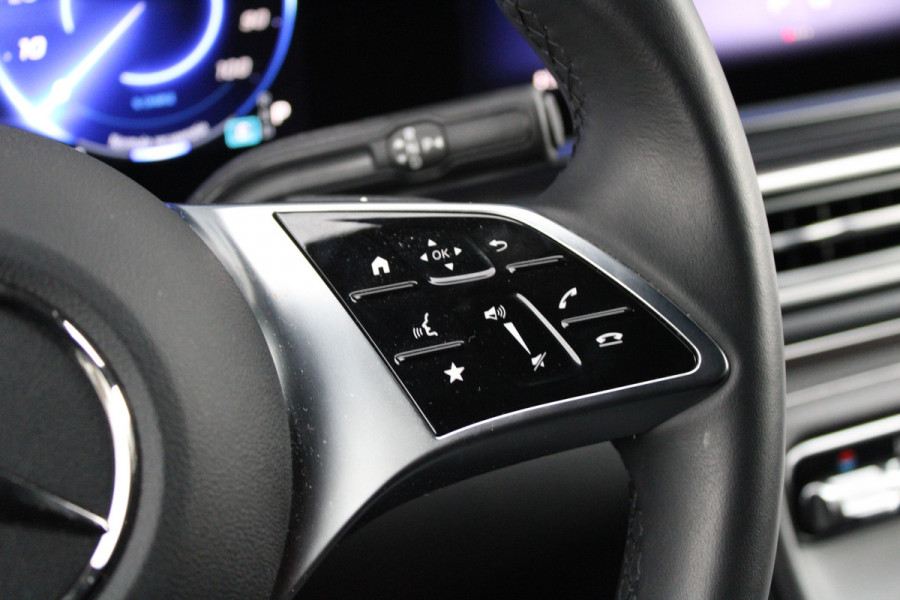 Mercedes-Benz Eqv 300 L2 90kWh 7 Zits - 2x Schuif - 360 Camera - Multibeam - ACC - Stoelverwarming - Elektrische Deuren - Rijklaar