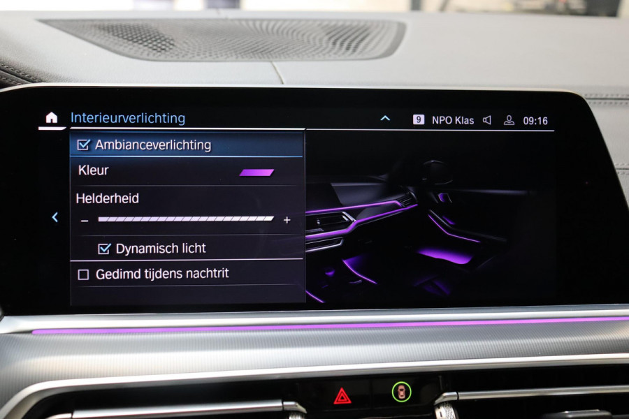 BMW X5 xDrive45e High Executive M Sport Pakket Automaat / Live Cockpit Professional / Head-Up Display / Driving Assistant Professional / Warmtecomfortpakket / Stoelventilatie / Luchtvering / 22 Inch / Panoramadak / M Sportremsysteem / Adaptieve LED-koplamp / Comfortstoelen / Shadow Line