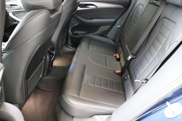 BMW X3 xDrive20i High Executive M Sport Pakket Automaat / Live Cockpit Professional / Driving Assistant Plus / Trekhaak / Adaptieve LED-koplamp / Leder / Hifi / 20 Inch / Stoelverwarming / Achteruitrijcamera / Extra Getint Glas / Shadow Line / DAB / Geluidsisolerende Ruiten
