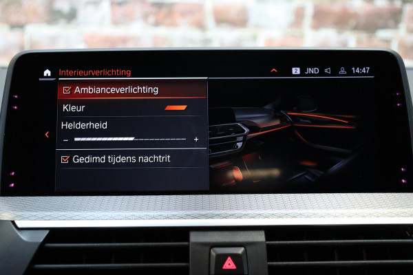 BMW X3 xDrive20i High Executive M Sport Pakket Automaat / Live Cockpit Professional / Driving Assistant Plus / Trekhaak / Adaptieve LED-koplamp / Leder / Hifi / 20 Inch / Stoelverwarming / Achteruitrijcamera / Extra Getint Glas / Shadow Line / DAB / Geluidsisolerende Ruiten