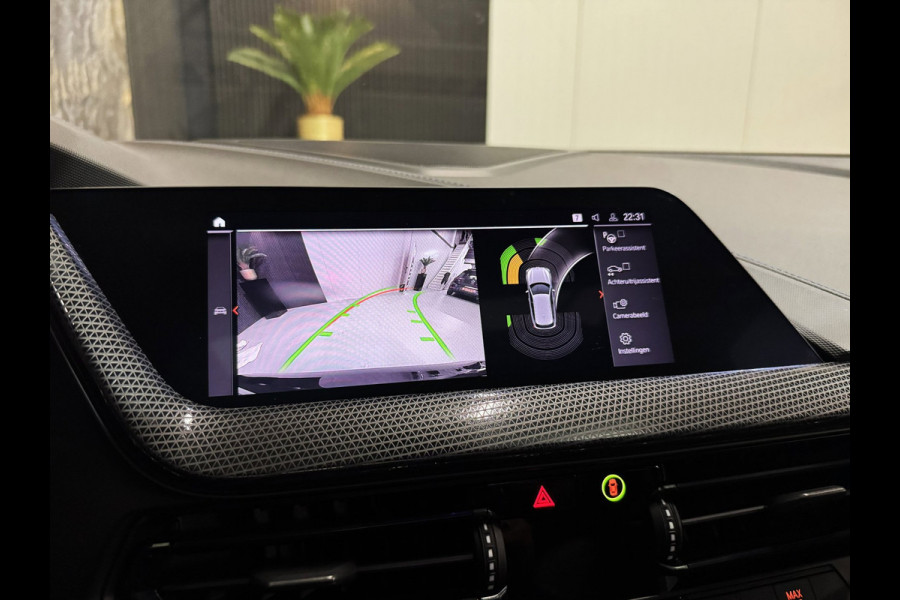 BMW 1-serie 118i M Sport|PANO|SFEER|Harman Kardon|BOMVOL